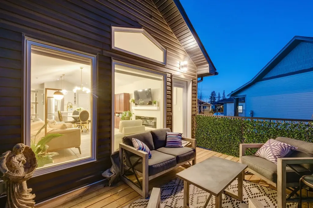 185 Riverwood Crescent Diamond Valley AB T0L 0H0