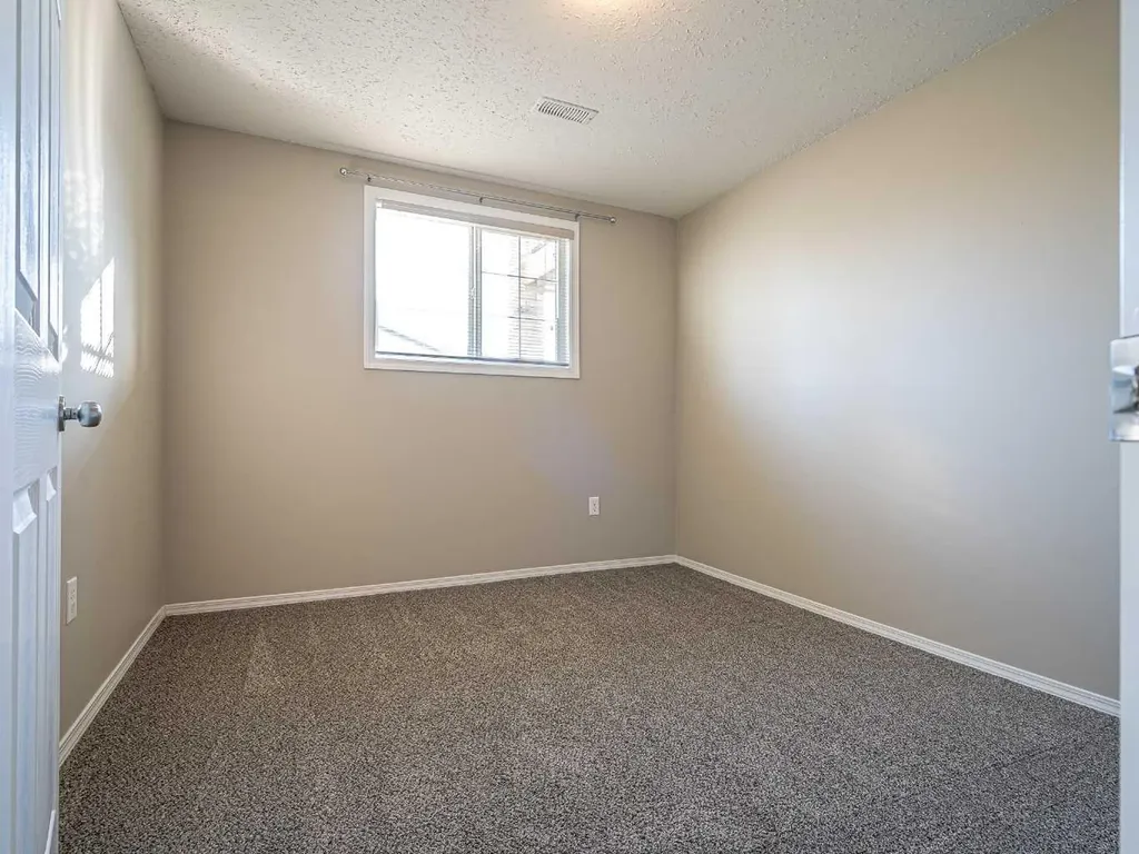 1901 52 Avenue Lloydminster AB T9V 3K7