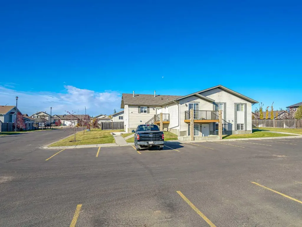 1901 52 Avenue Lloydminster AB T9V 3K7
