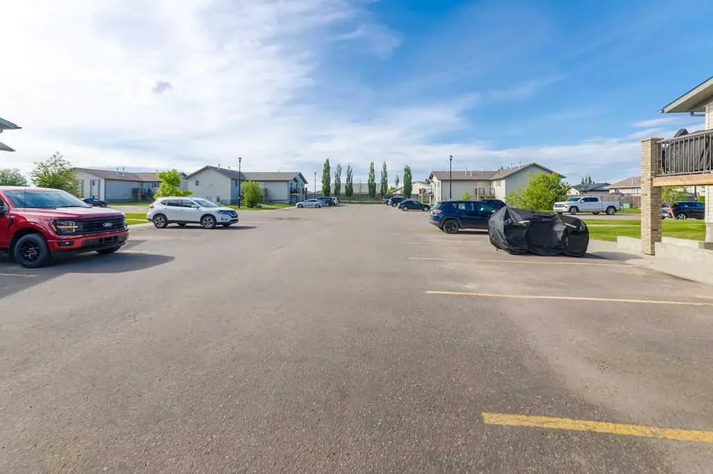 1901 52 Avenue Lloydminster AB T9V 3K7
