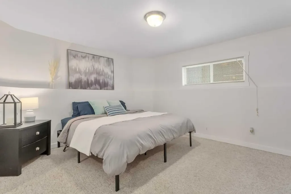 33 Walker Boulevard Red Deer AB T4L 7E4