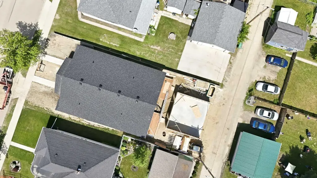 5131 52 Street Lacombe AB T4L 1H9