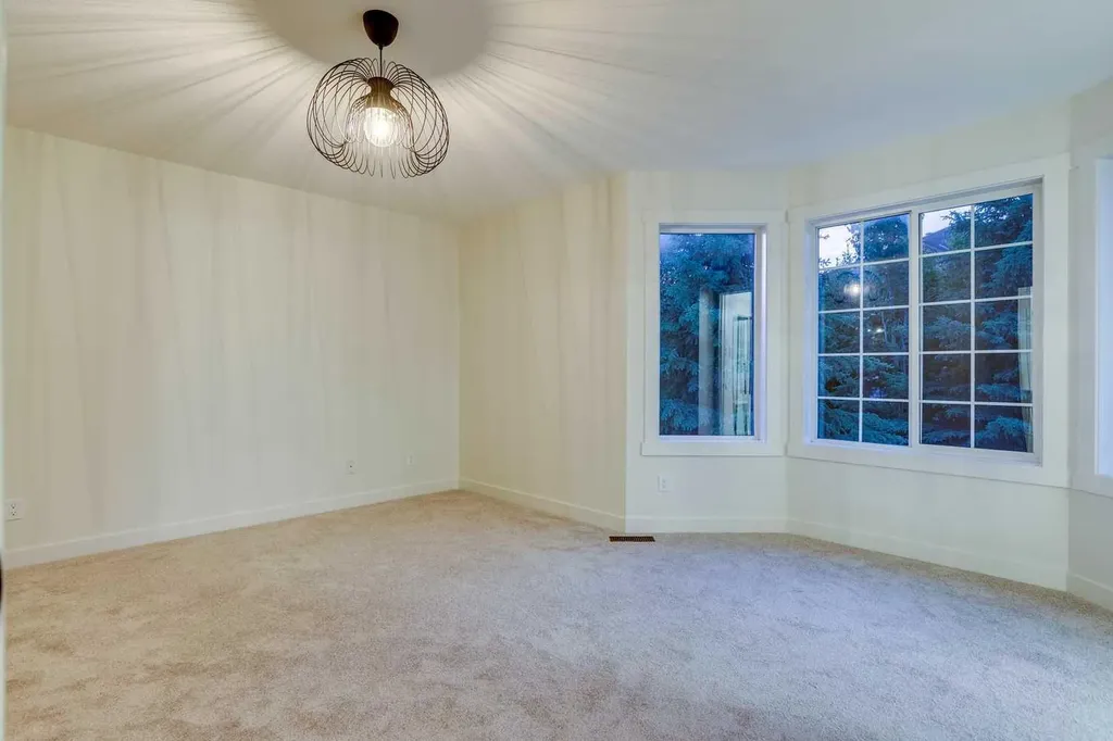 16 Simcrest Point SW Calgary AB T3H 4K1