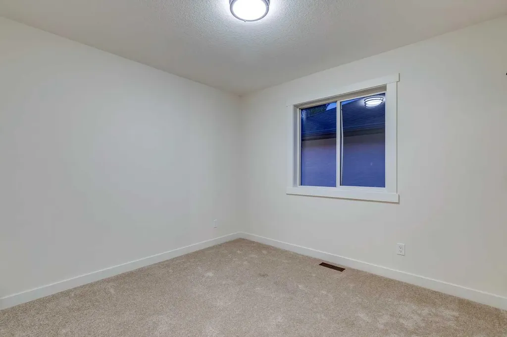 16 Simcrest Point SW Calgary AB T3H 4K1