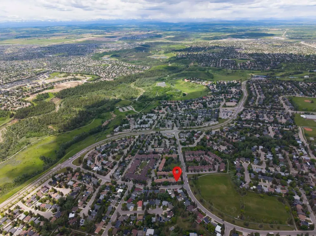 13005 6 Street SW Calgary AB T2W 4J8