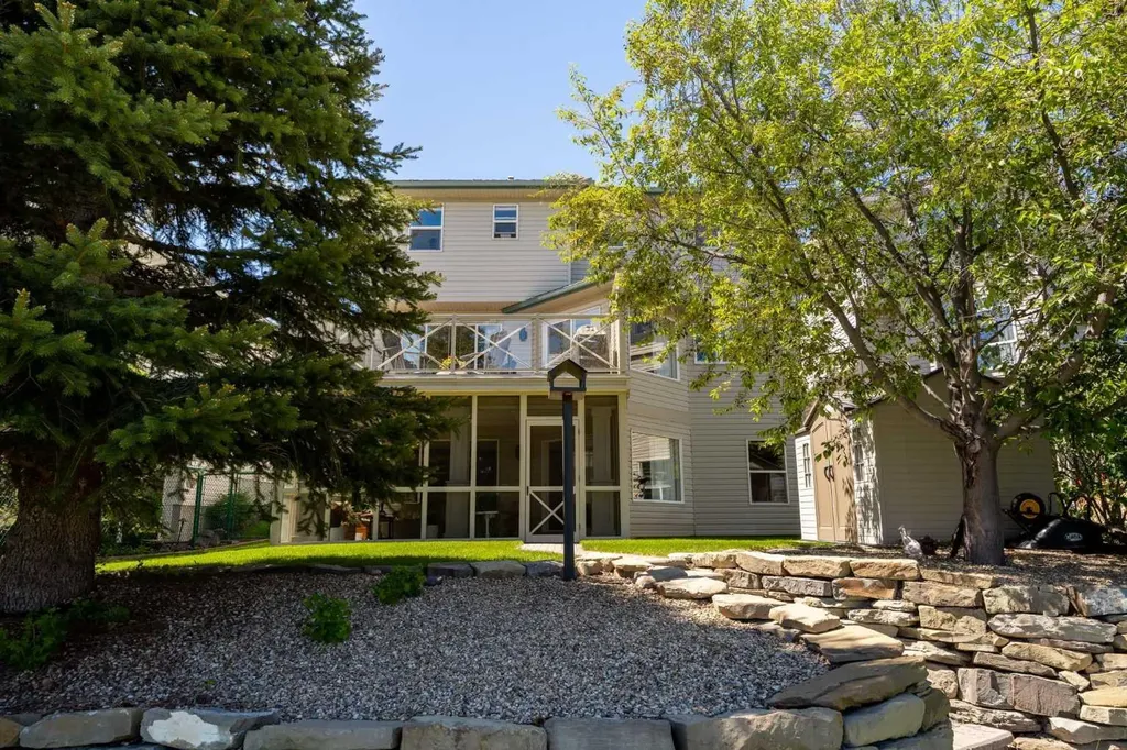 89 Gleneagles Terrace Cochrane AB T4C 1W5