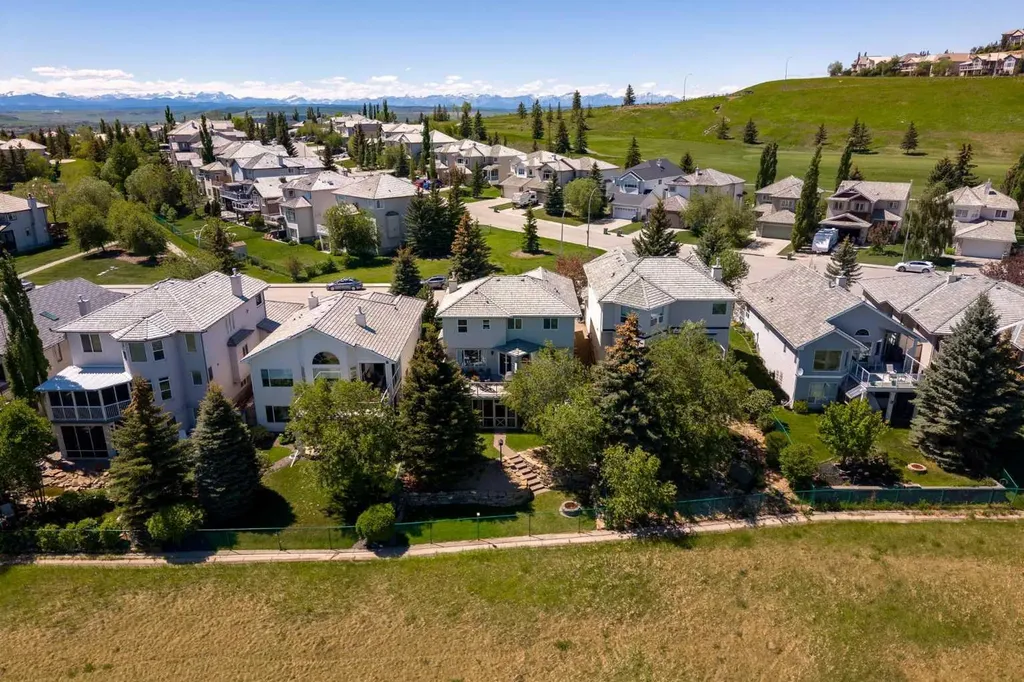 89 Gleneagles Terrace Cochrane AB T4C 1W5
