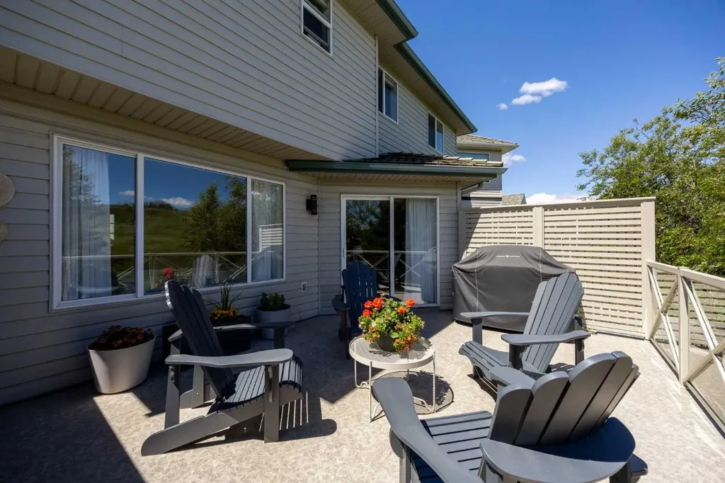 89 Gleneagles Terrace Cochrane AB T4C 1W5
