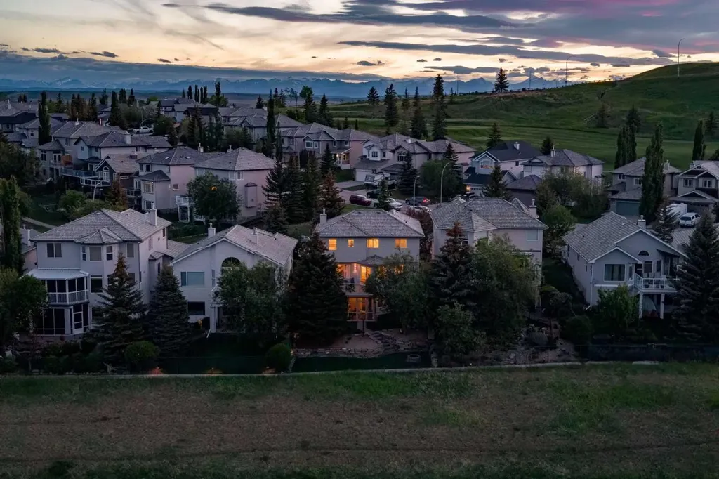 89 Gleneagles Terrace Cochrane AB T4C 1W5