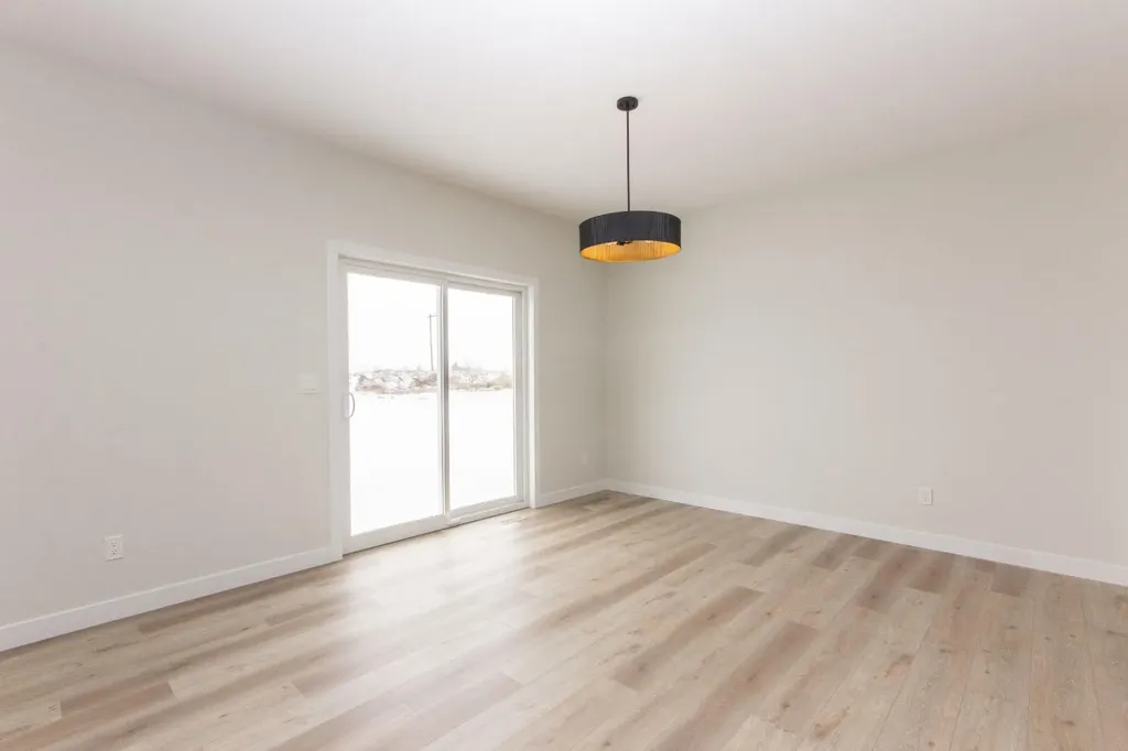 43 Lincoln Street Sylvan Lake AB T4S 0V4