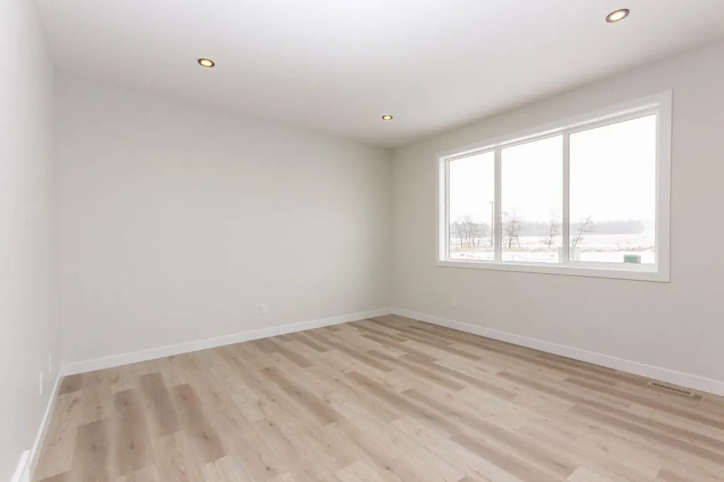 43 Lincoln Street Sylvan Lake AB T4S 0V4