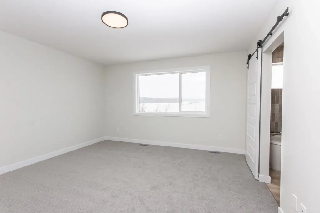 43 Lincoln Street Sylvan Lake AB T4S 0V4