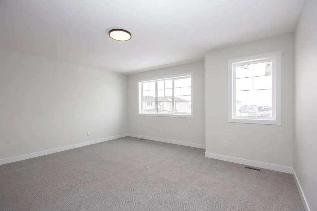 43 Lincoln Street Sylvan Lake AB T4S 0V4
