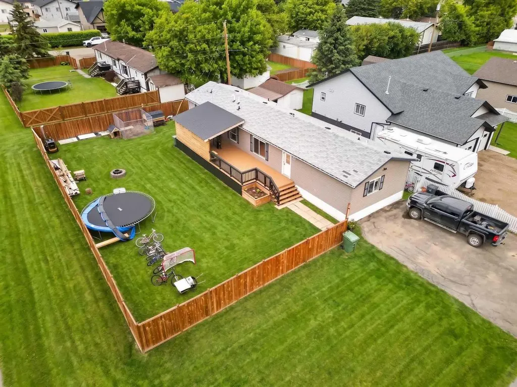 10226 103 Avenue La Crete AB T0H2H0