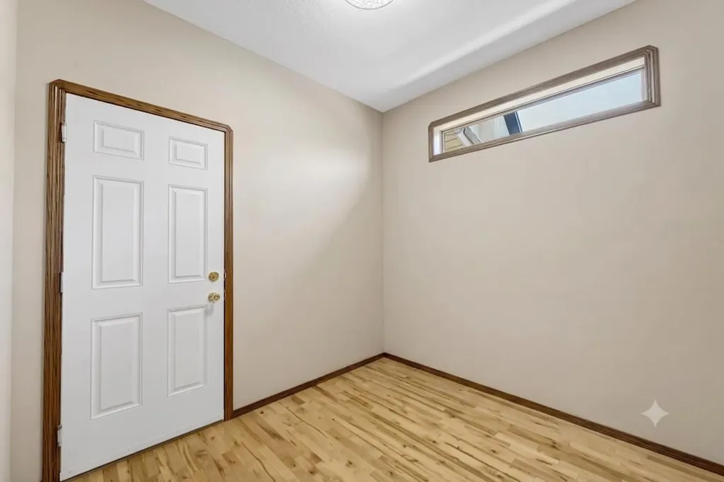 144 Sundance Road SW Medicine Hat AB T1B4V9