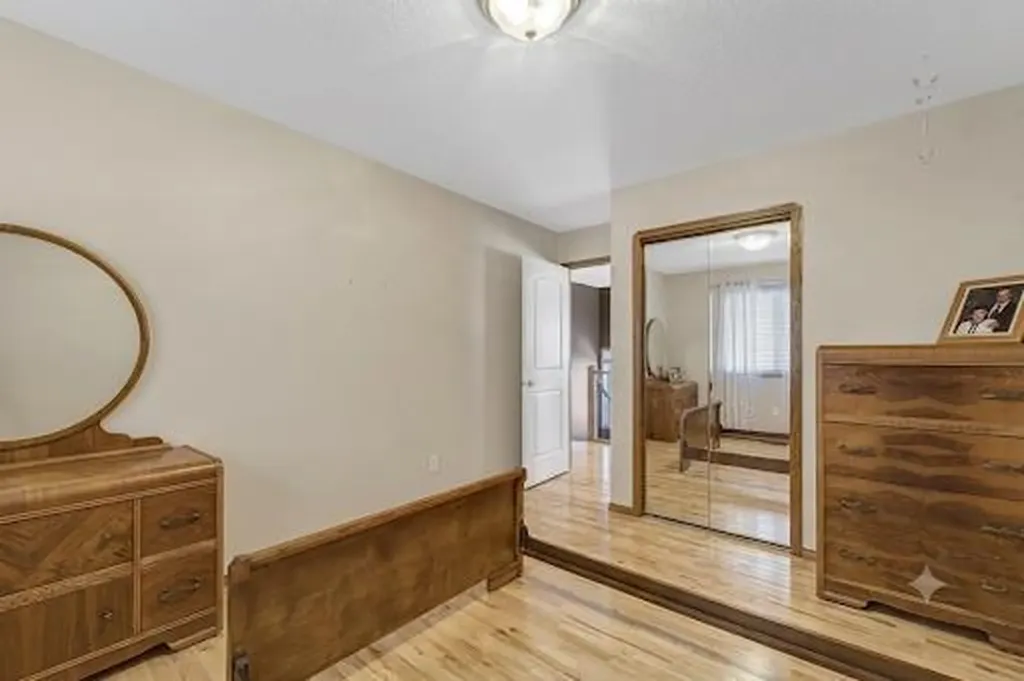 144 Sundance Road SW Medicine Hat AB T1B4V9