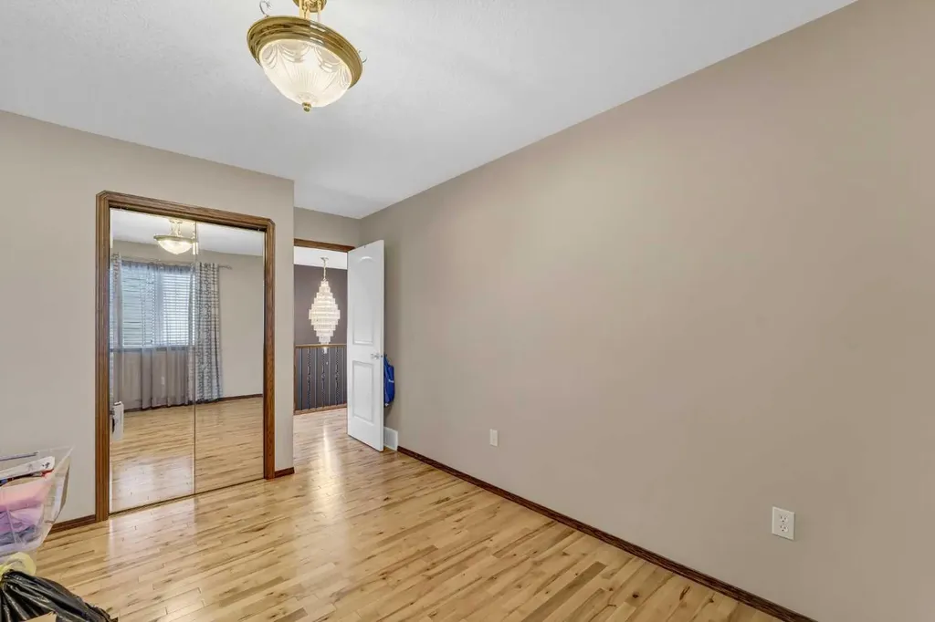 144 Sundance Road SW Medicine Hat AB T1B4V9