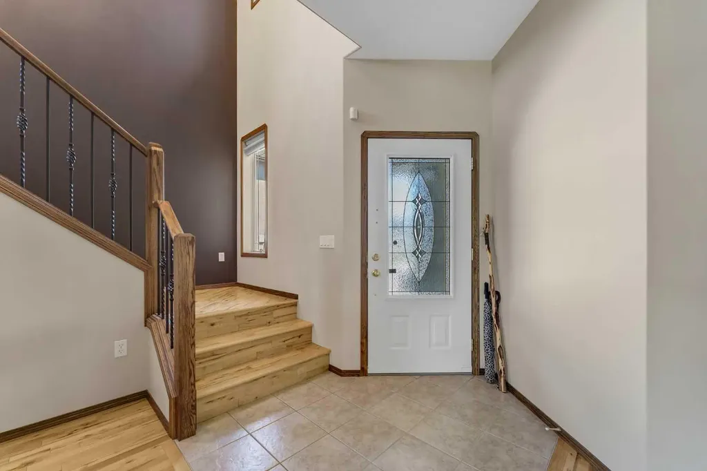 144 Sundance Road SW Medicine Hat AB T1B4V9