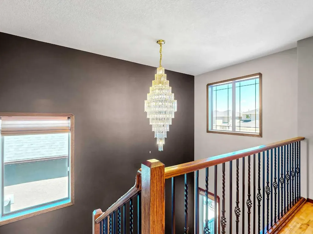 144 Sundance Road SW Medicine Hat AB T1B4V9