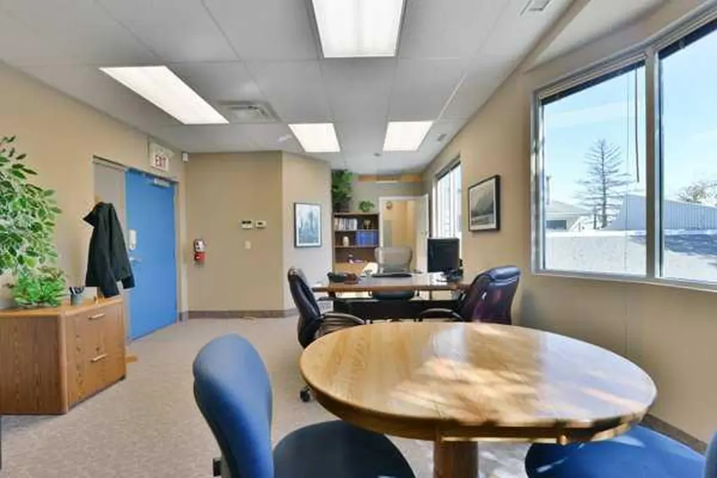 5917 1a Street SW Calgary AB T2H 0G4