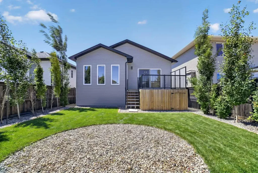 47 Rivergrove Lane W Lethbridge AB T1K 8E8