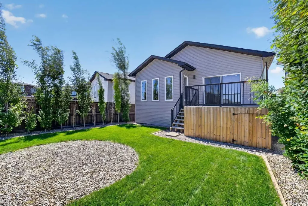 47 Rivergrove Lane W Lethbridge AB T1K 8E8
