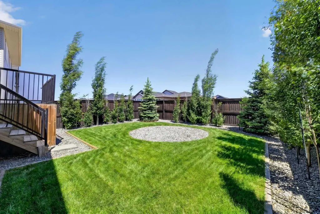 47 Rivergrove Lane W Lethbridge AB T1K 8E8