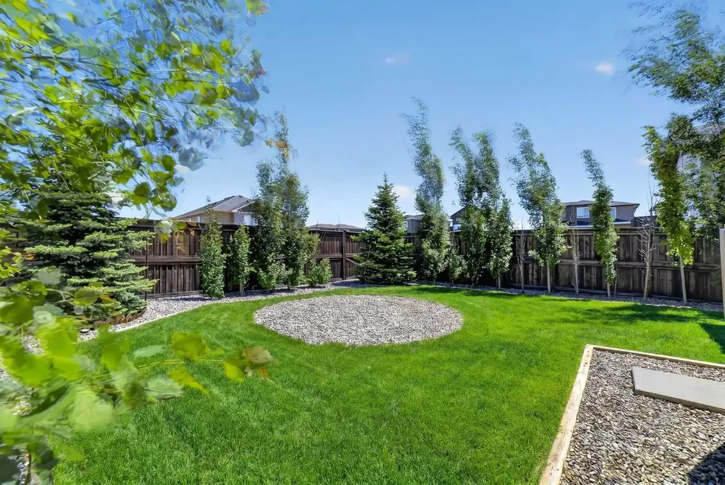 47 Rivergrove Lane W Lethbridge AB T1K 8E8