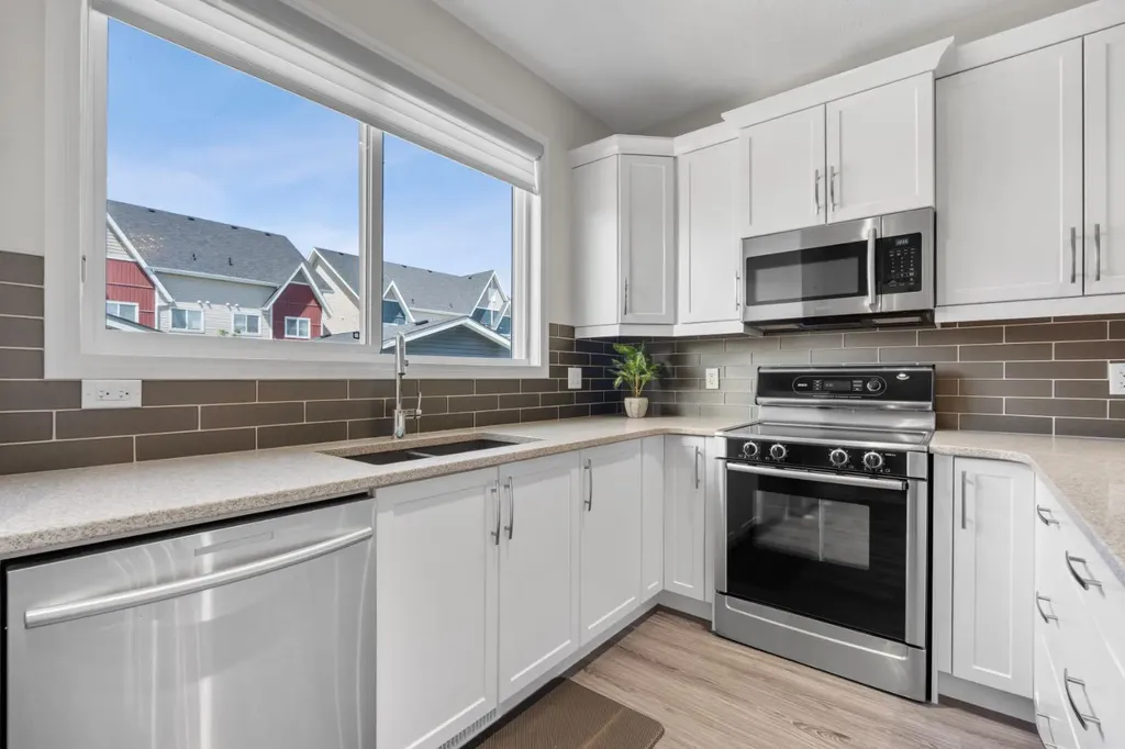31 Red Embers Lane NE Calgary AB T3N 1B6