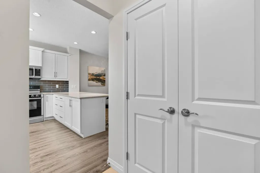 31 Red Embers Lane NE Calgary AB T3N 1B6