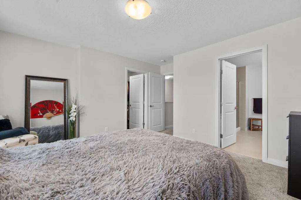 31 Red Embers Lane NE Calgary AB T3N 1B6