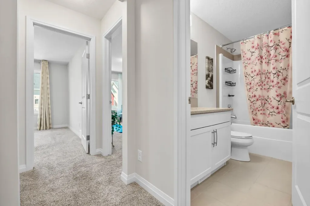 31 Red Embers Lane NE Calgary AB T3N 1B6