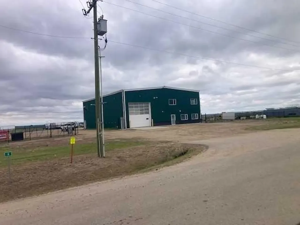 63014 Township Road 724 Clairmont AB T0H 0W0