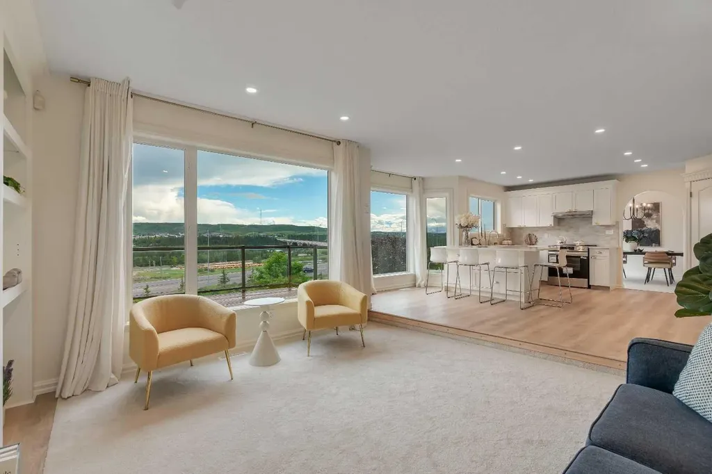 78 Scimitar View NW Calgary AB T3L 2B5