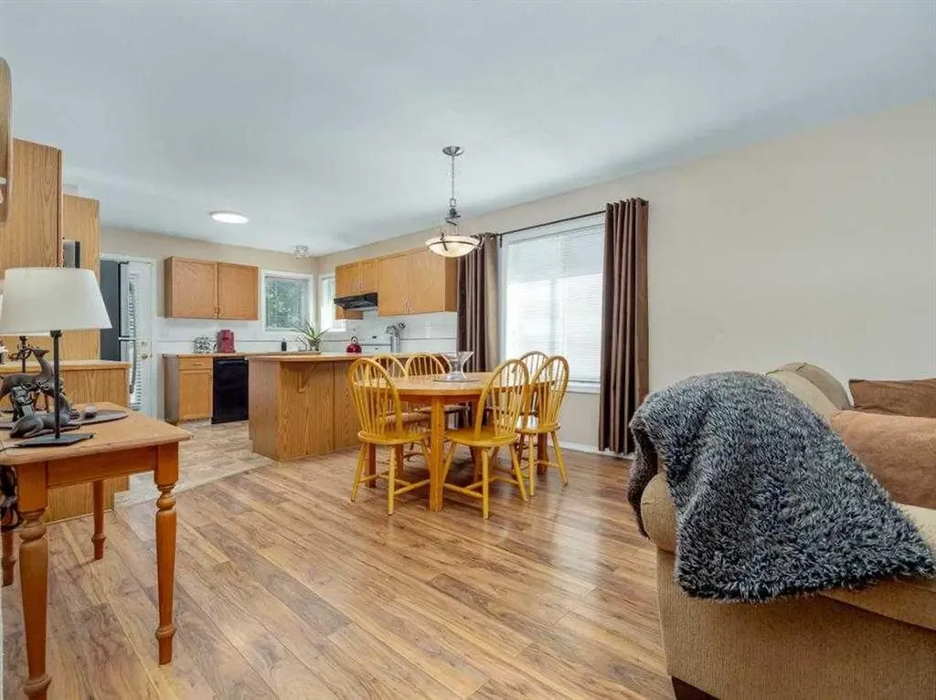 33 Peigan Court W Lethbridge AB T1K 6J4