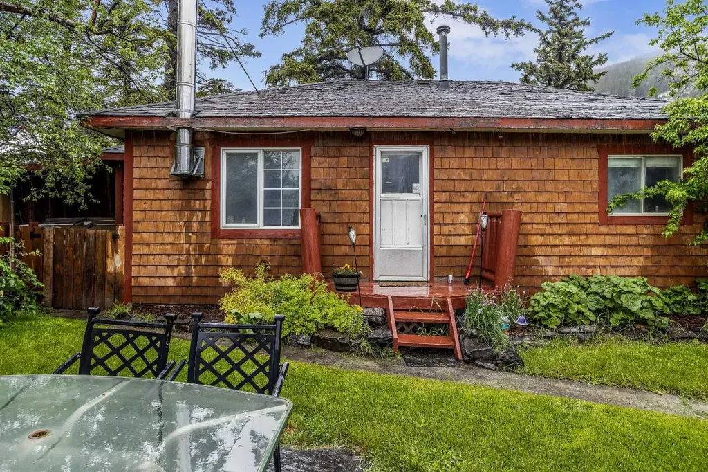11 Fortress Mountain Way Exshaw AB T0L2C0