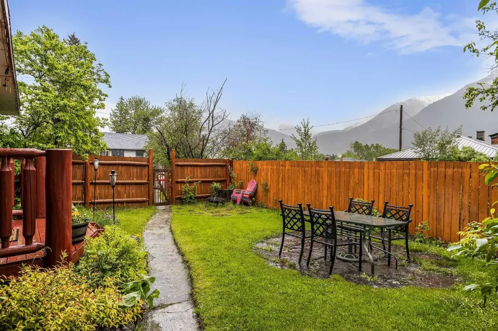 11 Fortress Mountain Way Exshaw AB T0L2C0