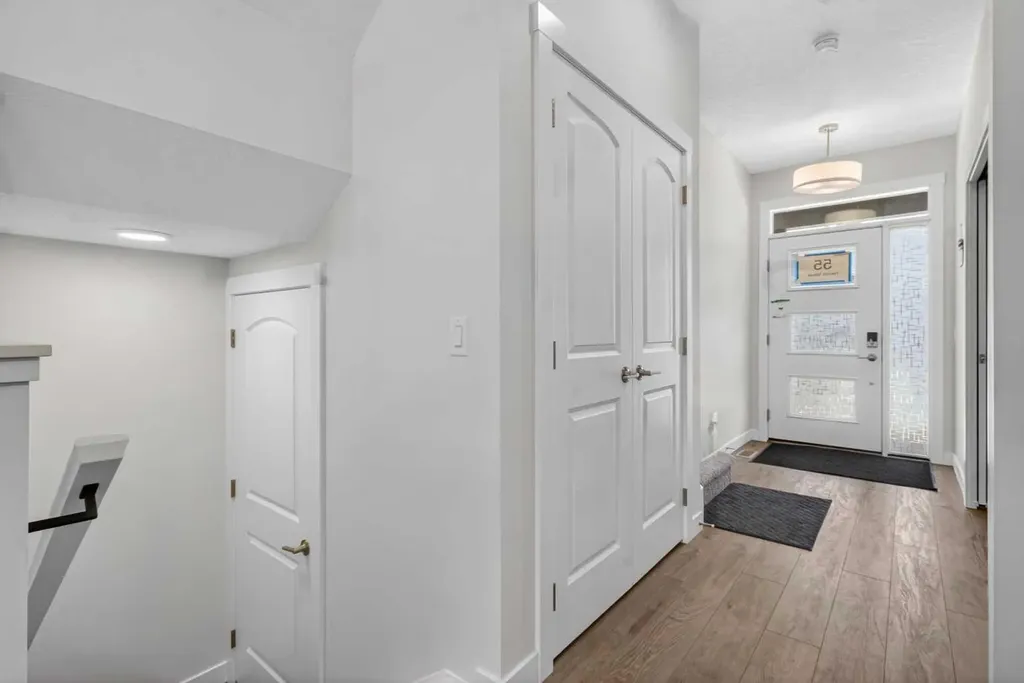 55 Herron Street NE Calgary AB T3P 1Z1