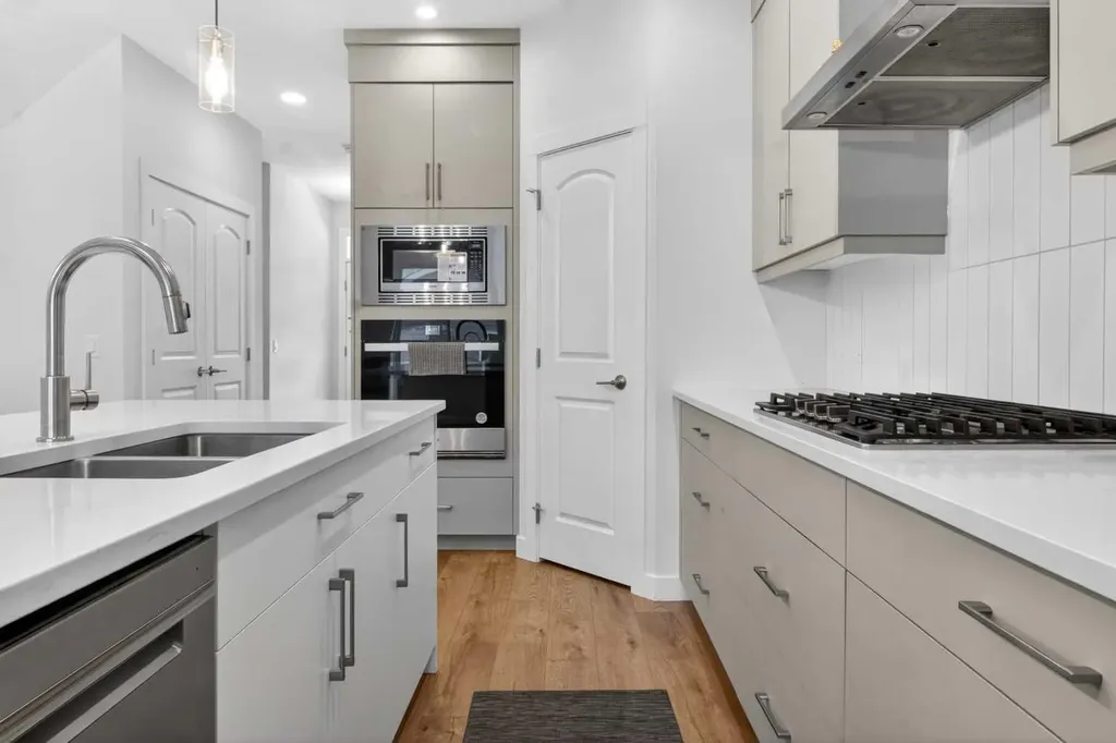 55 Herron Street NE Calgary AB T3P 1Z1