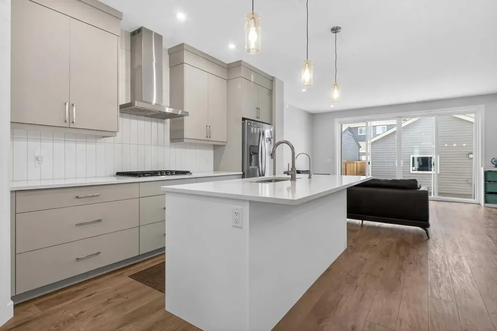 55 Herron Street NE Calgary AB T3P 1Z1