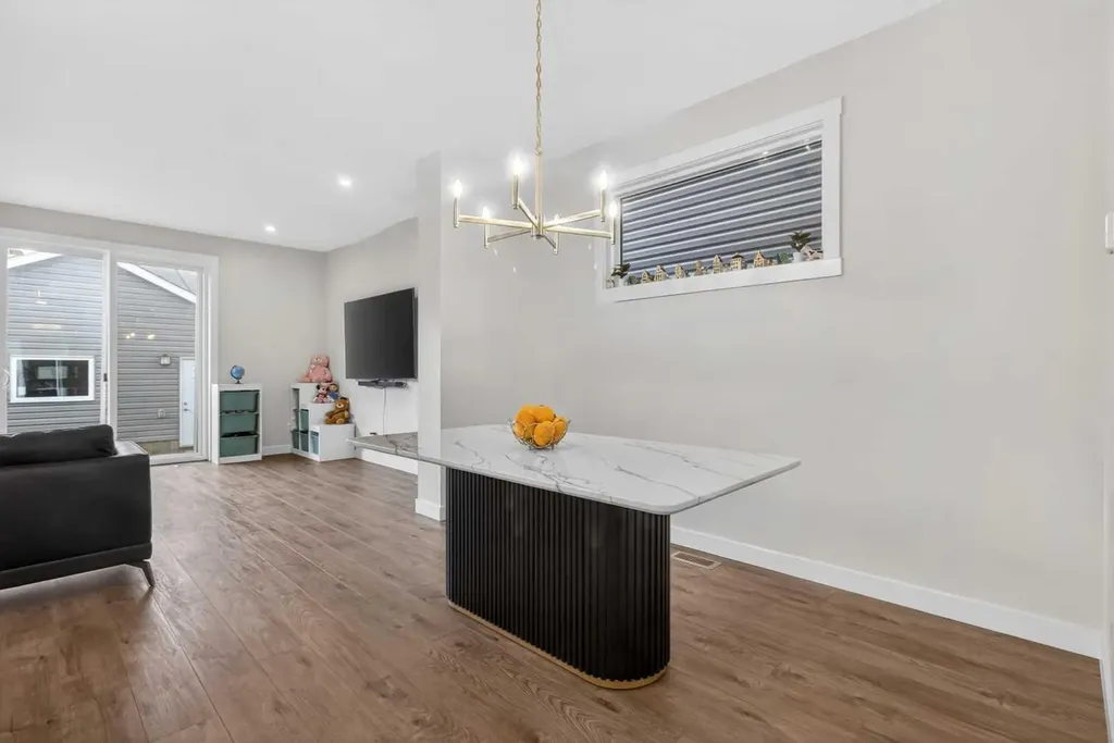 55 Herron Street NE Calgary AB T3P 1Z1