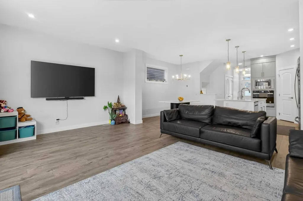 55 Herron Street NE Calgary AB T3P 1Z1