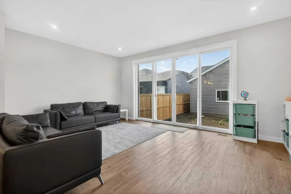 55 Herron Street NE Calgary AB T3P 1Z1