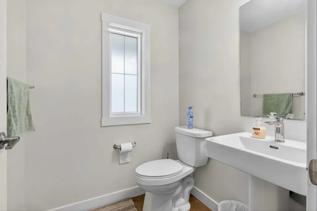 55 Herron Street NE Calgary AB T3P 1Z1