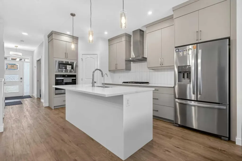 55 Herron Street NE Calgary AB T3P 1Z1