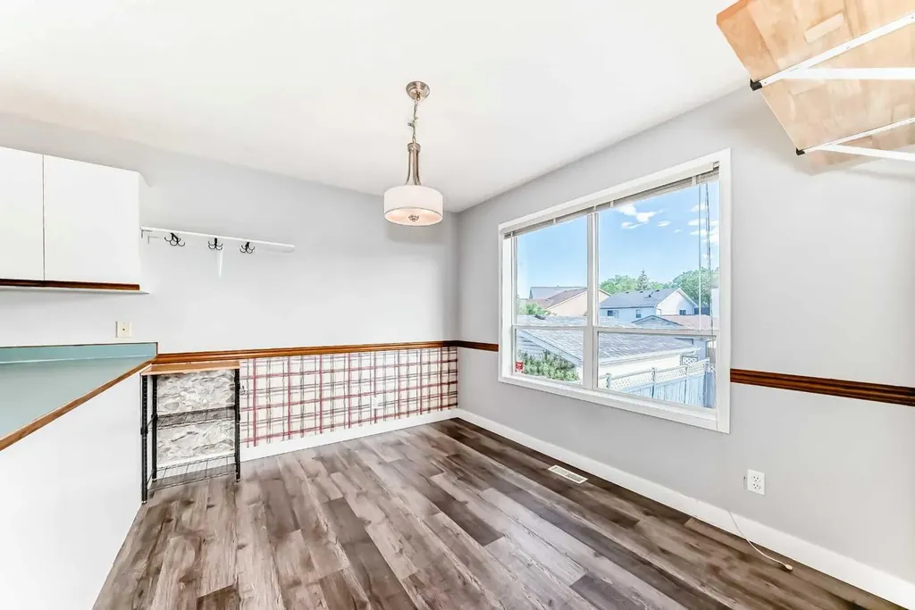 10800 Hidden Valley Drive NW Calgary AB T3A 5H6