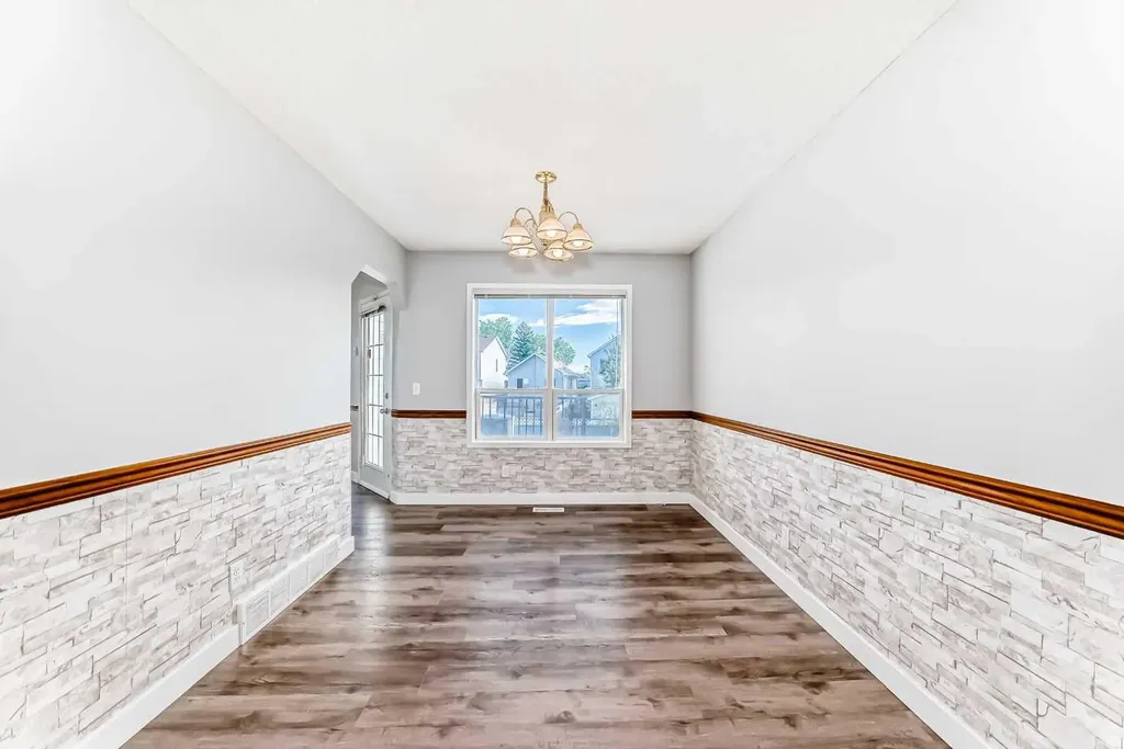 10800 Hidden Valley Drive NW Calgary AB T3A 5H6