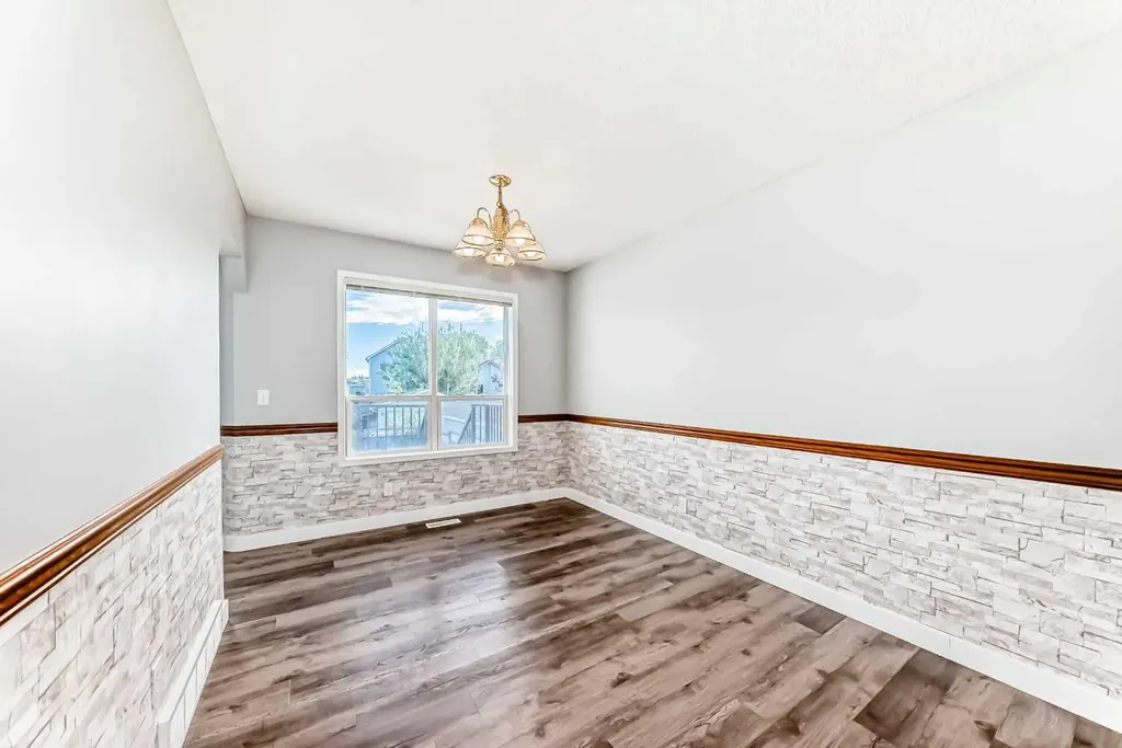 10800 Hidden Valley Drive NW Calgary AB T3A 5H6
