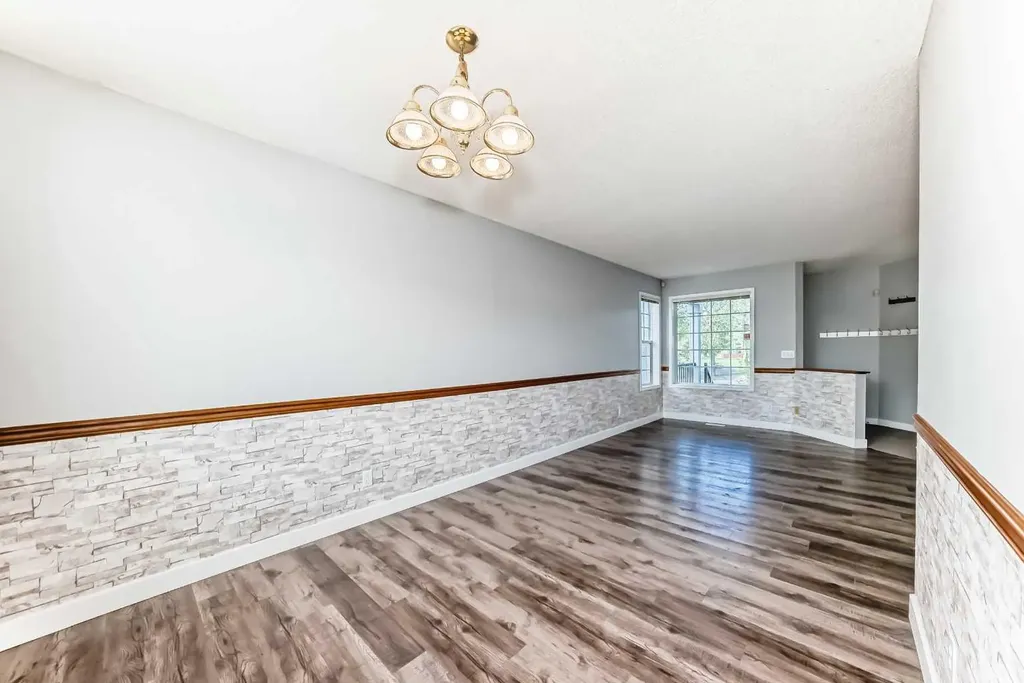10800 Hidden Valley Drive NW Calgary AB T3A 5H6