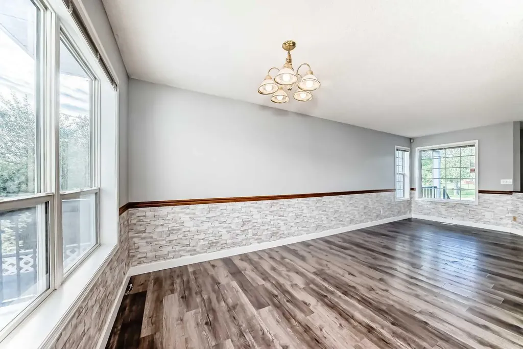 10800 Hidden Valley Drive NW Calgary AB T3A 5H6